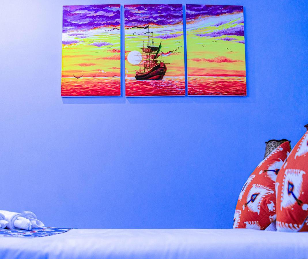 ホテル Calypso Sunset Iranawila エクステリア 写真